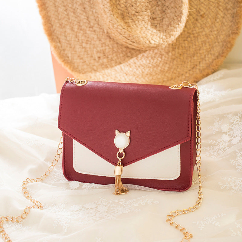 Feline Flair: Chic Small Crossbody Cat Lock Chain Messenger Bags for Women