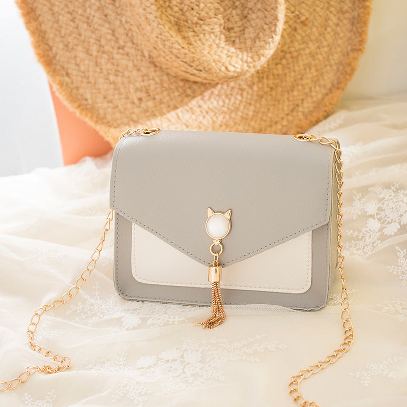Feline Flair: Chic Small Crossbody Cat Lock Chain Messenger Bags for Women