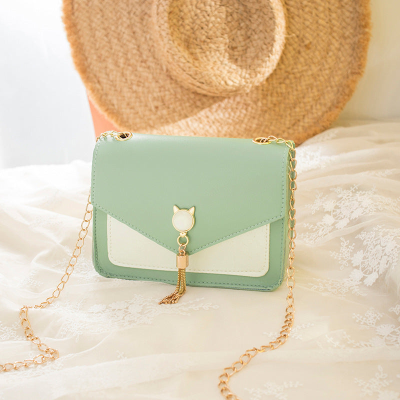 Feline Flair: Chic Small Crossbody Cat Lock Chain Messenger Bags for Women