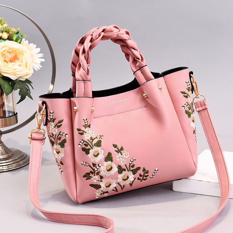 Chic & Practical: Stylish Tote Bags for the Modern Woman