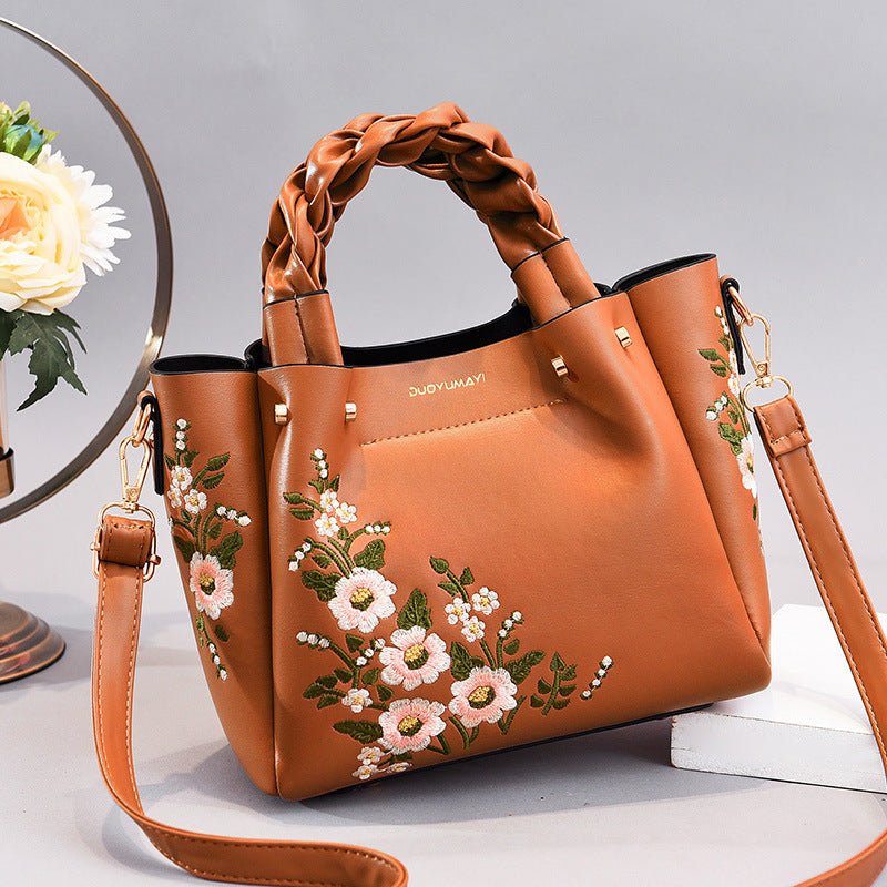Chic & Practical: Stylish Tote Bags for the Modern Woman