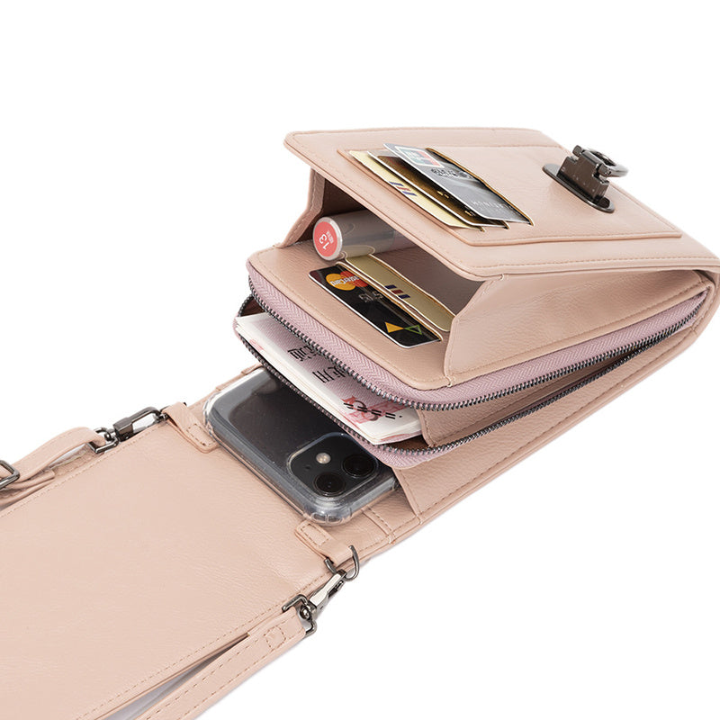 Edgy Elegance: Rivet Design Shoulder Bags for the Modern Woman