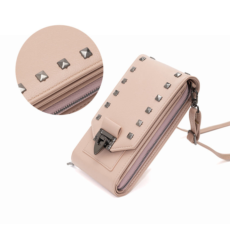 Edgy Elegance: Rivet Design Shoulder Bags for the Modern Woman