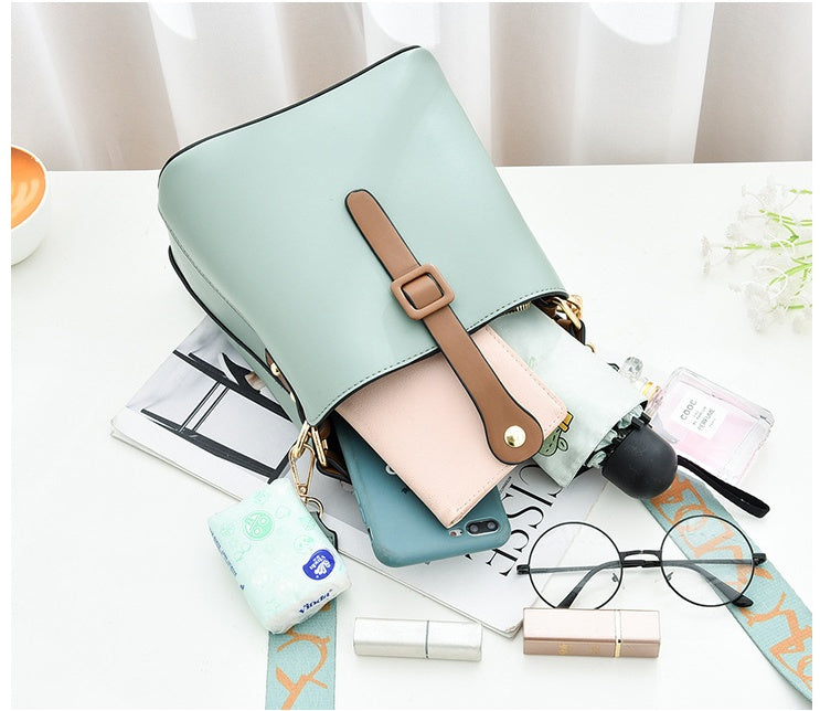 Style Shoulder Bag